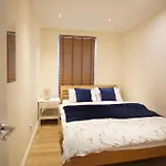 Evergreen Apartments, Flat 3, London
