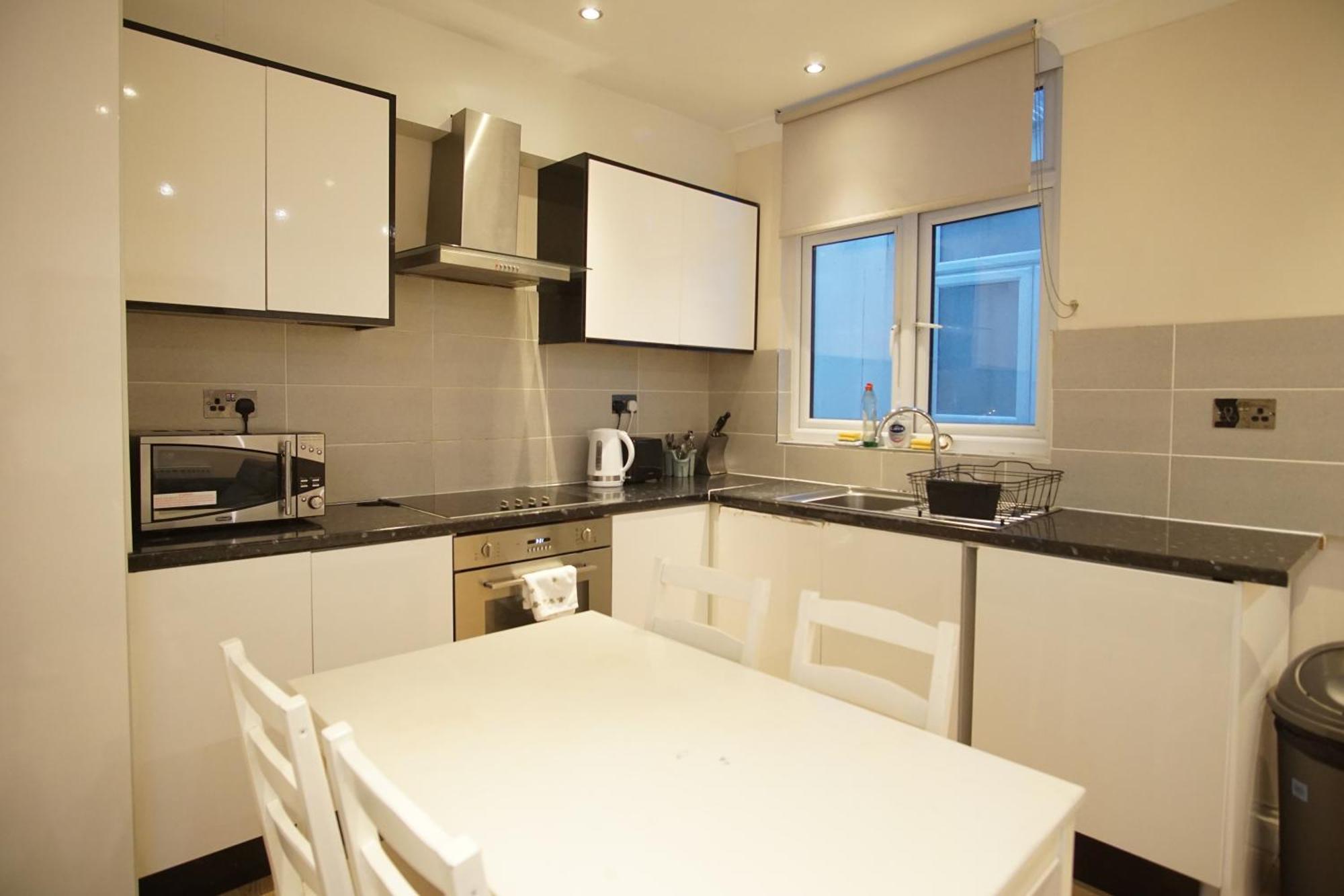 Apartment Evergreen Apartments, Flat 3,