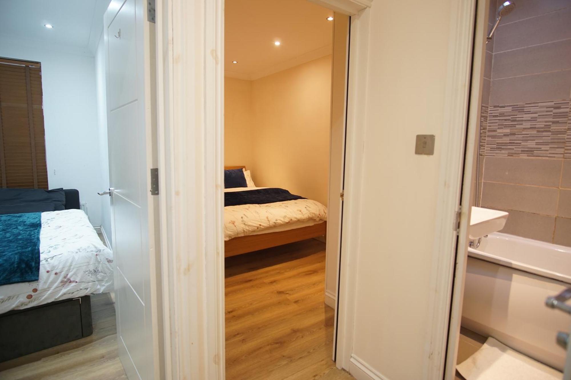 Apartment Evergreen Apartments, Flat 3, *