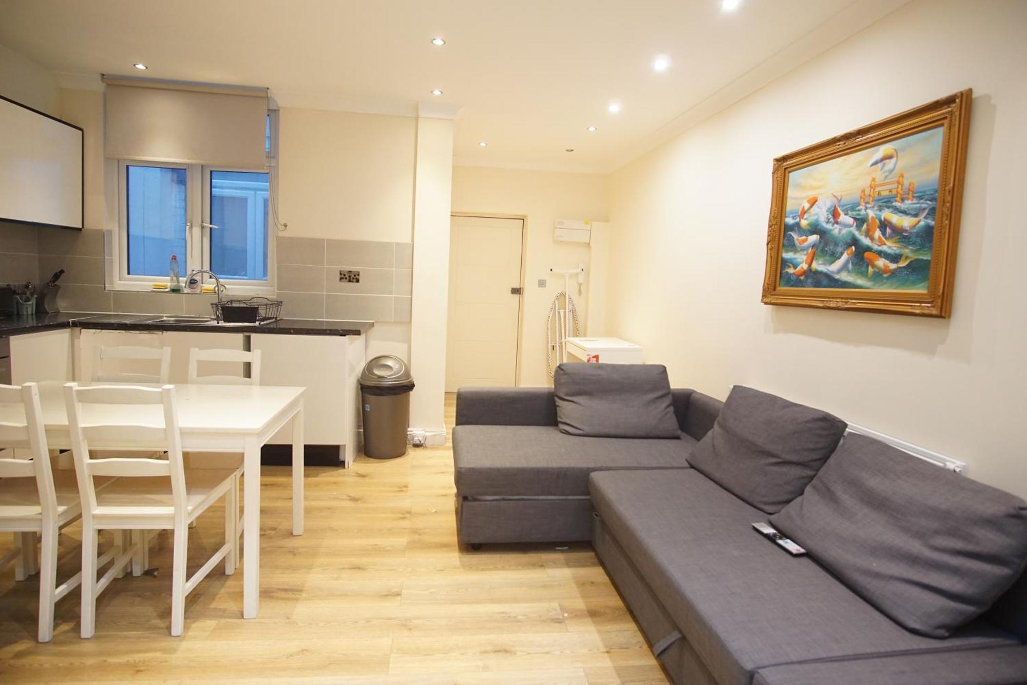 Apartment Evergreen Apartments, Flat 3, London