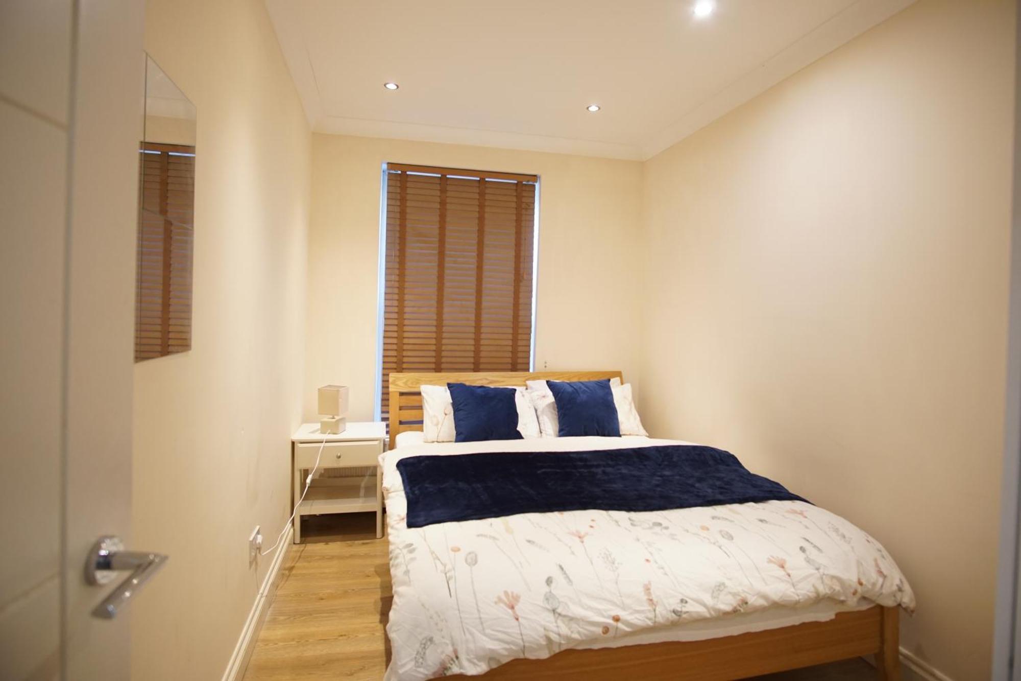 Evergreen Apartments, Flat 3, Apartment *